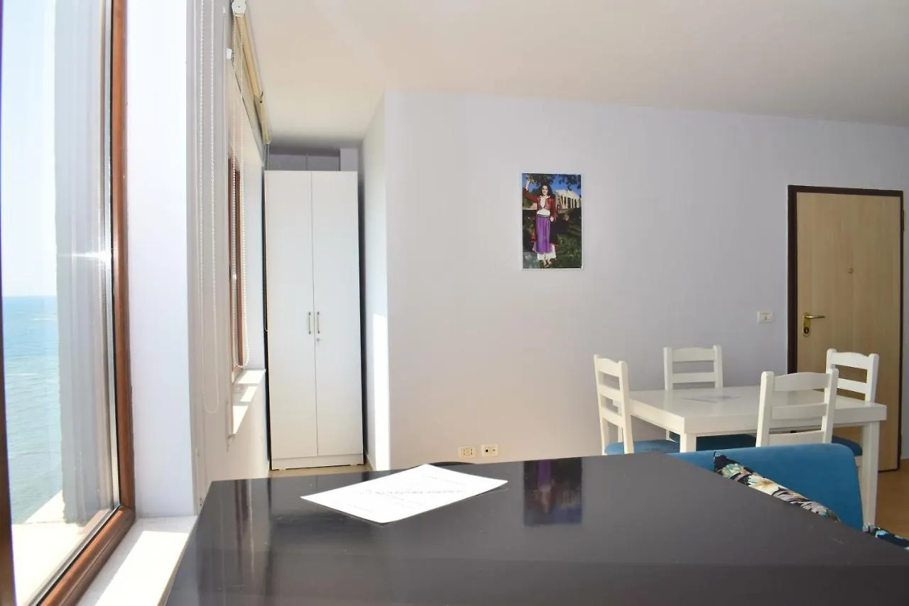 Currila Apartments 1 Durrës 0*, Dıraç Arnavutluk